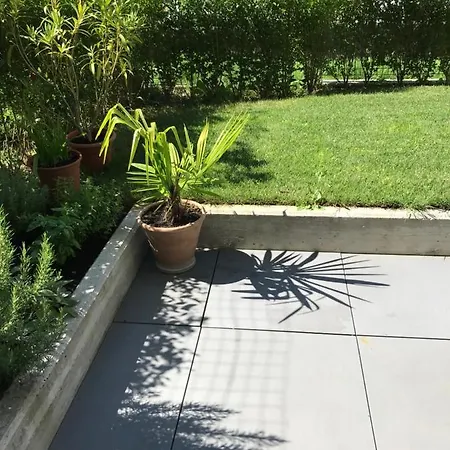 Schoene Neubauwohnung Mit Garten Apartment *